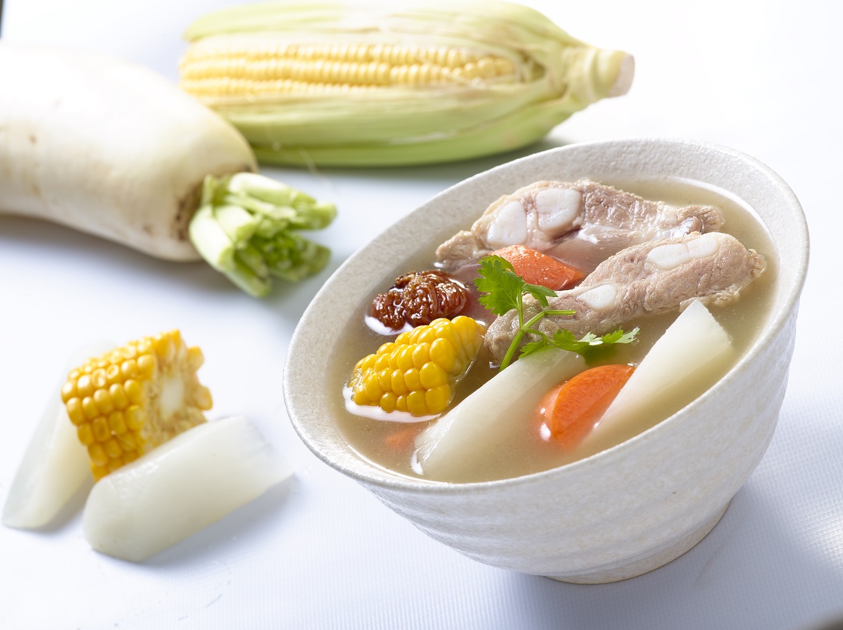 Double-boiled radish, corn and pork rib soup